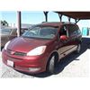 Image 2 : TOYOTA SIENNA 2004 T