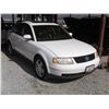 Image 2 : VW PASSAT 2000 T-DONATION