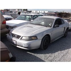 FORD MUSTANG 2000 SALV/T