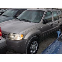 FORD ESCAPE 2001 T/REPO