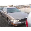 Image 2 : BUICK PARK AVENUE 2000 T-DONATION