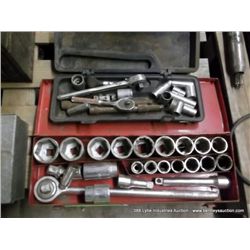 LOT: LARGE SOCKET SET UP TO 2" & SMALL PARTIAL SET
