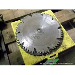 LOT: SAW BLADES