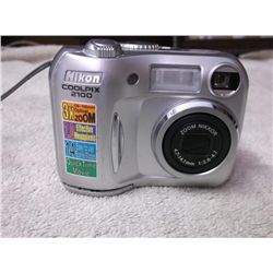 Nikon Cool Pix 2100
