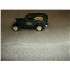 Image 1 : Mini True Value Truck 1932 Ford Panel