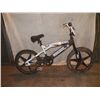 Image 2 : Mongoose Rebel Bicycle