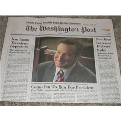 Robin Williams Man of the Year Prop Newspaper