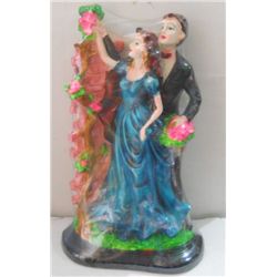 Beautiful Loving Couple Polystone Statue Height:12 inch, width: 9 inch