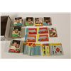Image 2 : 1963 TOPPS BASEBALL DOUBLES. MID GRADE AVERAGE, INCLUDES CHECKLISTS, SOME ROOKIES AND STARS