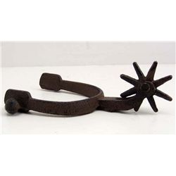 6214 -  SMALL CAST IRON SPUR