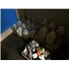 Image 1 : LOT OF ASSORTED CLEANING SUPPLIES