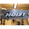 Image 2 : HOIST FREE WEIGHT BENCH PRESS/SQUAT STATION WITH REEBOK BENCH