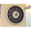 Image 2 : KNIGHT HELMET AND TWO CLOCKS
