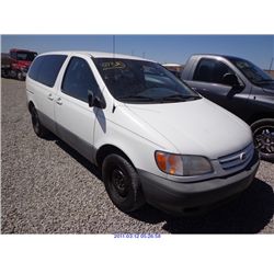 2001 - TOYOTA SIENNA