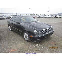 2001 - MERCEDES BENZ E320