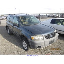 2005 - FORD ESCAPE