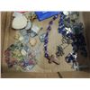 Image 2 : LARGE SELECTION OF RELIGIOUS ITEMS: ROSARIES, ST