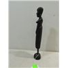 Image 2 : VINTAGE EBONY AFRICAN CARVED TRIBESWOMAN: MADE IN