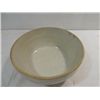 Image 2 : VINTAGE 10.5"D UNMARKED STONEWARE MIXING BOWL