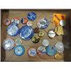 Image 1 : LOT 16 VINTAGE 1960S & 70S POLITICAL BUTTONS: