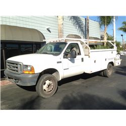 2001 FORD F-550