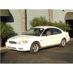 FORD TAURUS