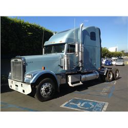 2005 FRIEGHTLINER FLD132