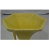 Image 4 : Yellow Matte McCoy Vase
