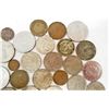 Image 2 : 1/2 LB OF FOREIGN COINS