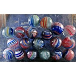 Marbles: Lot 8. End of Day. Onionskin. 19 Marbles.