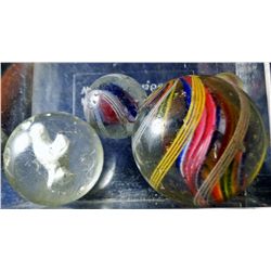 Marbles: Lot 102. 3 Swirls and a Sulphide.