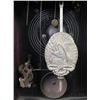Image 6 : Admiral Dewey Gingerbread Mantle Clock Span-Am 1900