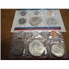 Image 2 : 1976 US MINT SET (UNC) P/D (WITH ENVELOPE)