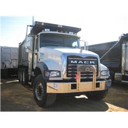 2014 MACK GU713 TRI AXLE DUMP, S/N 1M2AX07CXEM018503, 445HP MACK MP8 ENG, 10 SPD MACK T310M TRANS, 4