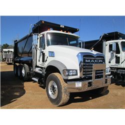 2013 MACK GU713 TRI AXLE DUMP, S/N 1MAAX09C7DM15490, 425HP MACK MP8-425M ENG, 10 SPD MACK TRANS, 44K