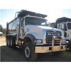 2013 MACK GU713 TRI AXLE DUMP, S/N 1M2AX09C2DM017325, 425HP MACK MP8-425M ENG, 10 SPD MACK TRANS, 44