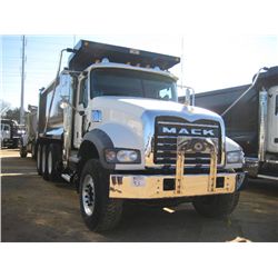 2013 MACK GU713 TRI AXLE DUMP, S/N 1M2AX09CODM017324, 425HP MACK MP8-425M ENG, 10 SPD MACK TRANS, 44