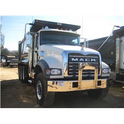 2013 MACK GU713 TRI AXLE DUMP, S/N 1M2AX09C7DMO17322, 425HP MACK MP8-425M ENG, 10 SPD MACK TRANS, 44