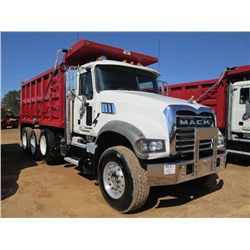 2013 MACK GU713 TRI AXLE DUMP, S/N 1M2AX09C8DM015479, 425HP MP8 MACK DIESEL ENG, MACK 10 SPD TRANS, 