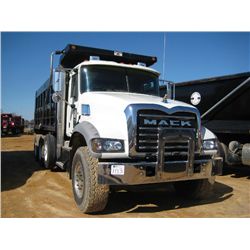 2013 MACK GU713 TRI-AXLE DUMP, S/N 1M2AX04C4DM016796, MACK MP7-405 ENG, 10 SPD TRANS, 44K REARS, 18K