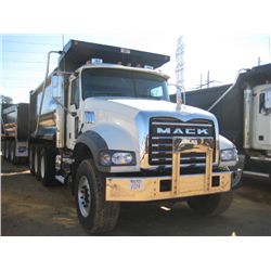 2011 MACK GU713 TRI AXLE DUMP, S/N 1M2AX09C5BM010351, 425HP MP8 MACK DIESEL ENG, 10 SPD TRANS, 44K R
