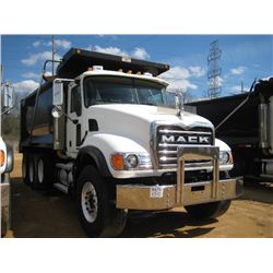 2007 MACK CV713 TRI-AXLE DUMP, S/N 1M2AG11C67M061298, AI 427 MACK DIESEL ENG, 10 SPD TRANS, 44K RERS