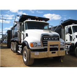 2006 MACK CV713 TRI-AXLE DUMP, S/N 1M2AG11C96M044784, MACK AMI 370 HP DIESEL ENG,M 10 SPD TRANS, 44K