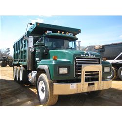 2002 MACK RD688S TRI AXLE MACK DUMP, S/N 1M2P267C02M064428, E7-350 ENG, 8LL FULLER TRANS, 44K REARS,