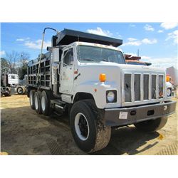 1991 INTERNATIONAL 2574 TRI AXLE DUMP, S/N 1HTGGG3T5MH355118, CUMMINS DIESEL, 8LL FULLER, ENG BRAKE,