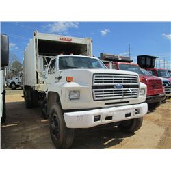 1993 FORD F700 S/A GARBAGE TRUCK, S/N 1FDXK74C0PVA02958, FORD DIESEL ENG, 5-2 SPD TRANS, LEACH 20 YD