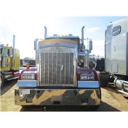 2007 KENWORTH W900L T/A TRUCK TRACTOR, S/N 1XKWDB0X67J170539, C15 475 HP CAT ENG, 18 SPD TRANS, 44K 