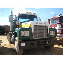 1988 MACK R688ST T/A TRUCK TRACTOR, S/N 1M1N188Y7JW022989, MACK DIESEL ENG, 38K REARS, 12K FRONT, 29