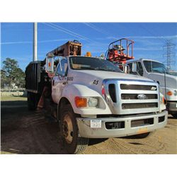 2008 FORD F750 DEBRIS TRUCK, S/N 3FRXF75X38V047752, CAT C7 DIESEL ENG, A/T, 23K REARS, 12K FRONT, RA