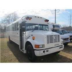 1996 INTERNATIONAL 3800 BUS